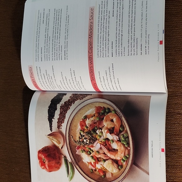 The Ultimate Slow Cooker Cookbook by Carol Heding Munson - Picture 3 of 5